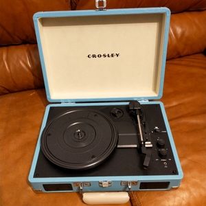 Offers Welcome! 🖤 Crosley Bluetooth Record Player